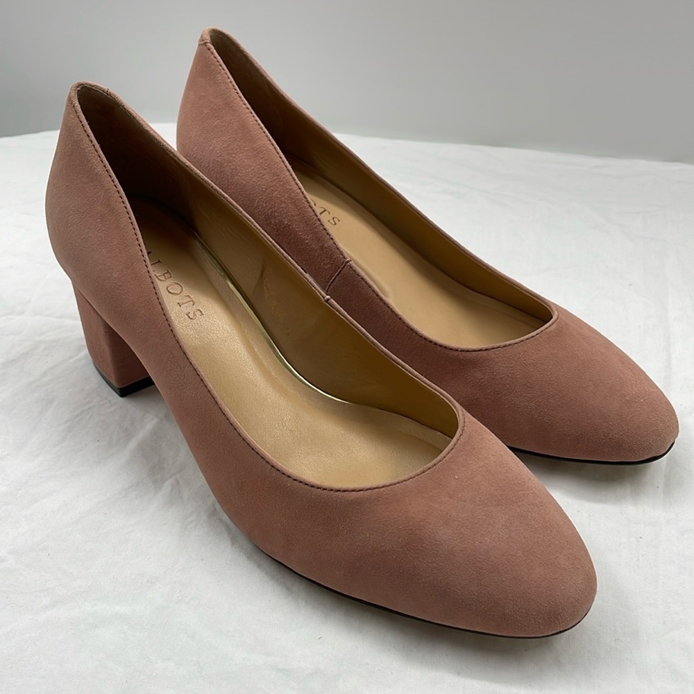 Like NEW! Talbots Leather Slip On Comfy Block Heel Shoes. 8M.